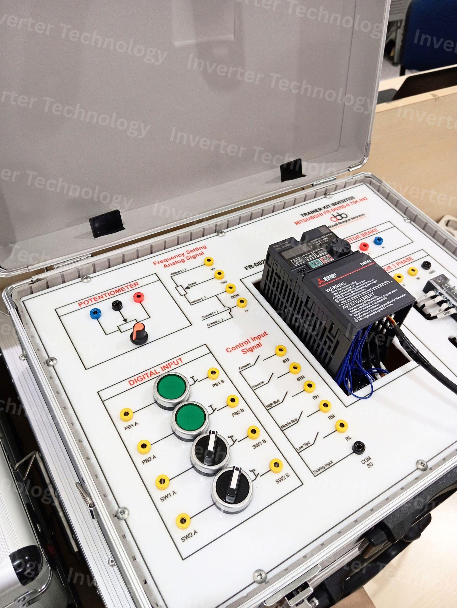Training Kit Inverter Mitsubishi Electric FR-D820S-0.75K-042